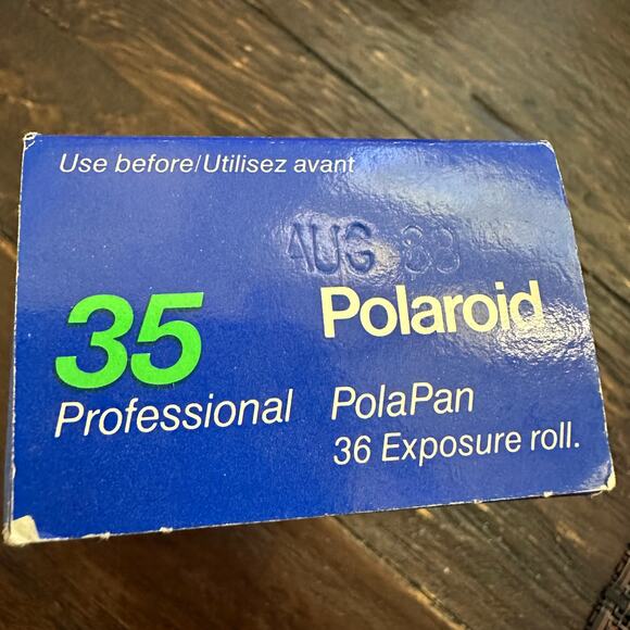 Polaroid PolaPan 35mm Instant B&W Slide Film 135-36 Expired AUG 1988 (2 boxes) - Picture 6 of 8